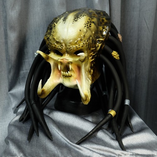 Classic predator mask monster - predator,