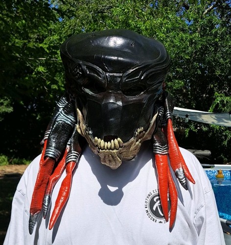 2010 berserker predator adult - 2010,